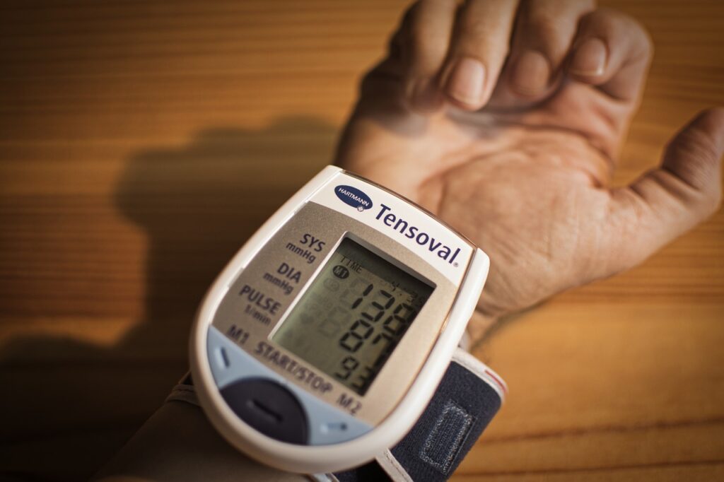 blood pressure, measure up, health-3773347.jpg