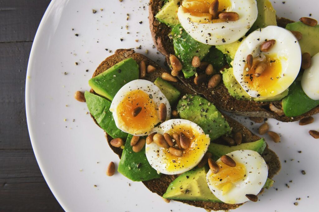 Creative Ways To Infuse Healthy Fats In your Diet According To Nutritionist Experts.